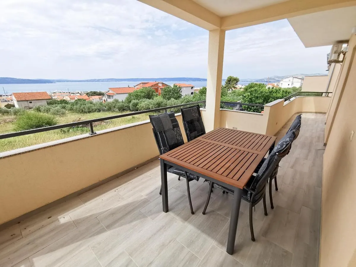 A4 Apartmani Kevic Kastela