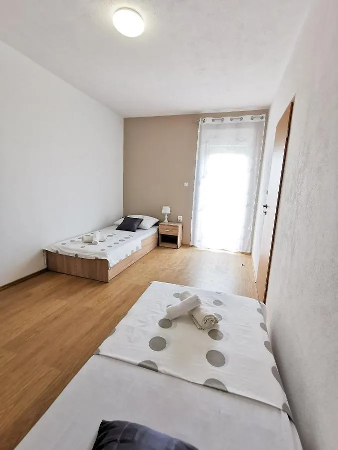 Apartment A4 Apartmani Kevic Kastela Croatia