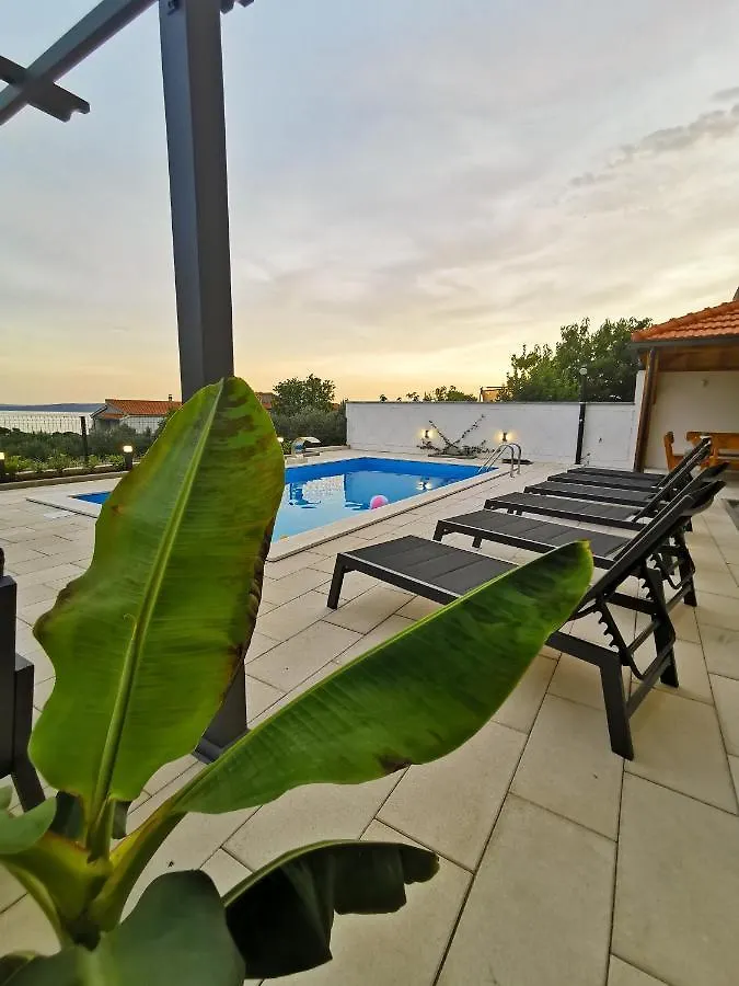 A4 Apartmani Kevic Kastela Apartment