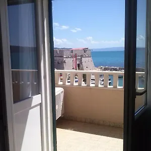Mala Plaza Kaštela